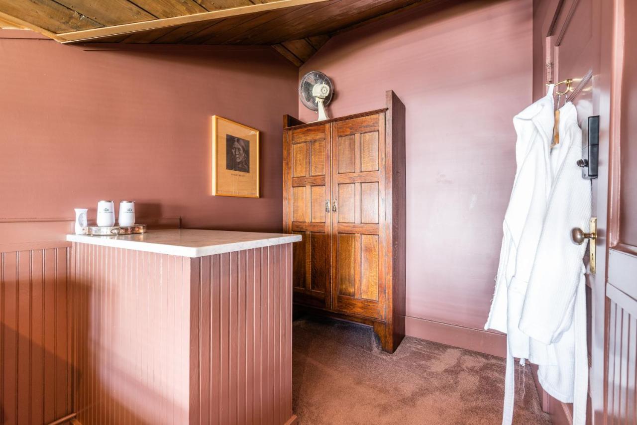 Seattle Gaslight Inn Екстериор снимка