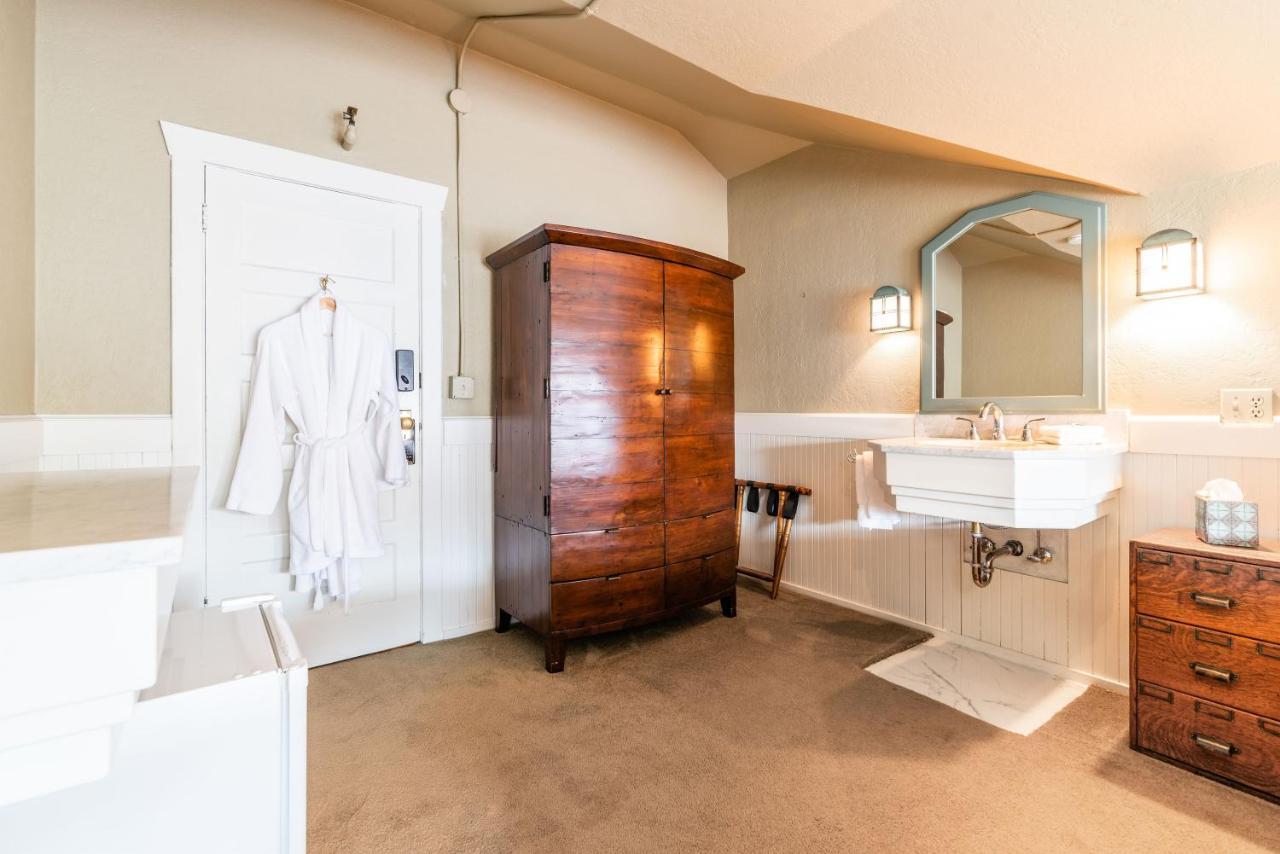 Seattle Gaslight Inn Екстериор снимка